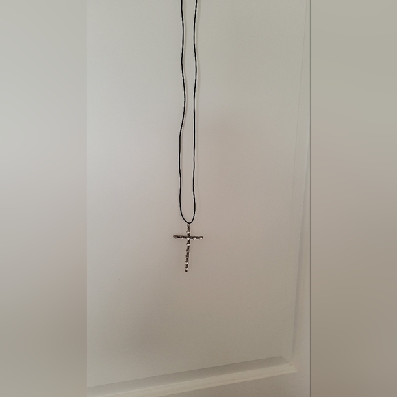✝️ Unique Rhinestone Cross Necklace with Black Cord Tie – Edgy & Sparkling - Picture 2 of 2